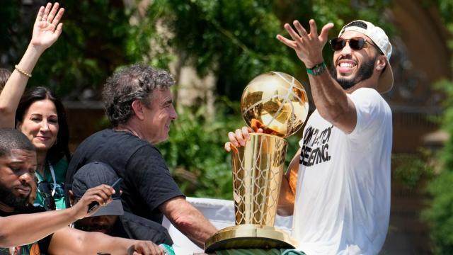 云开体育-绿军易主61亿创纪录赚16倍 卖队赚钱另有难言之隐