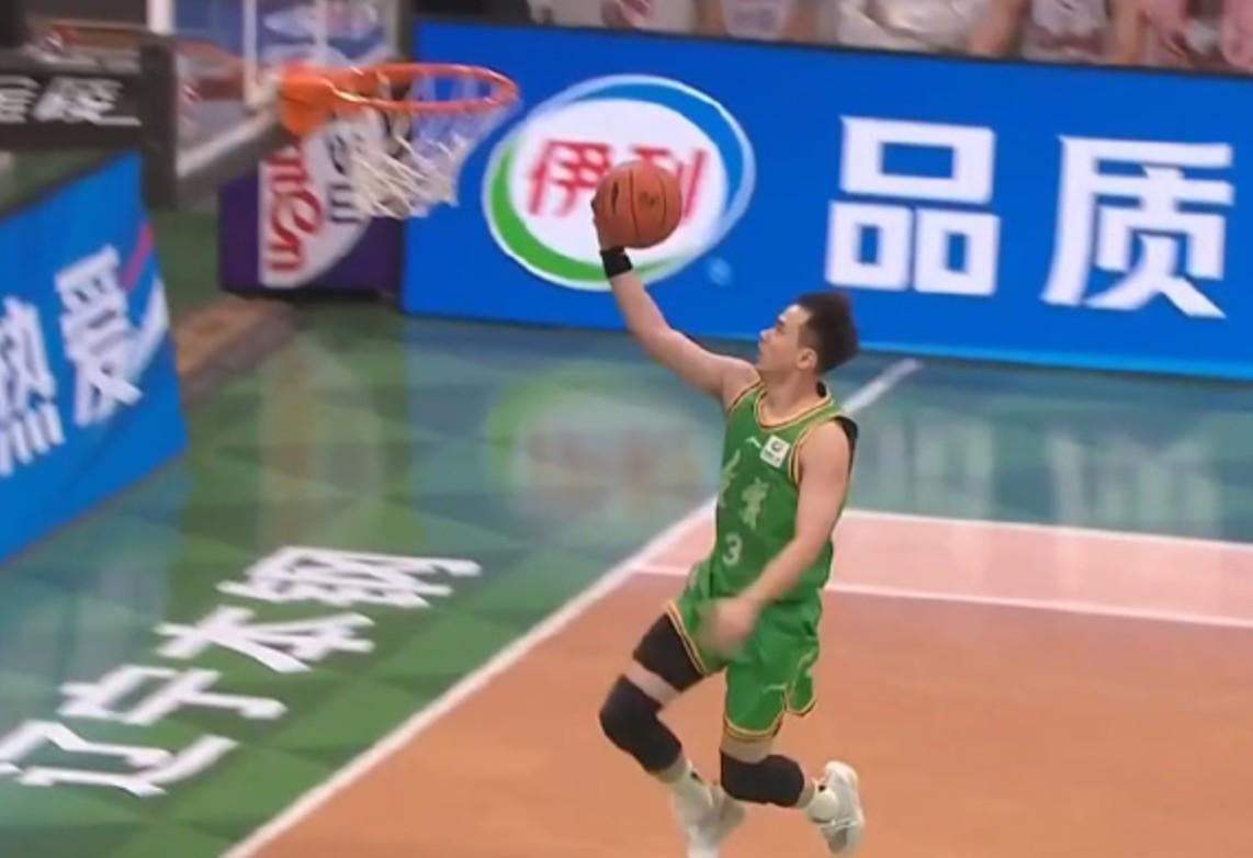 云开体育官网-仍然一流，赵继伟赛季首秀砍全场最高24分+3板7助，正负值+17